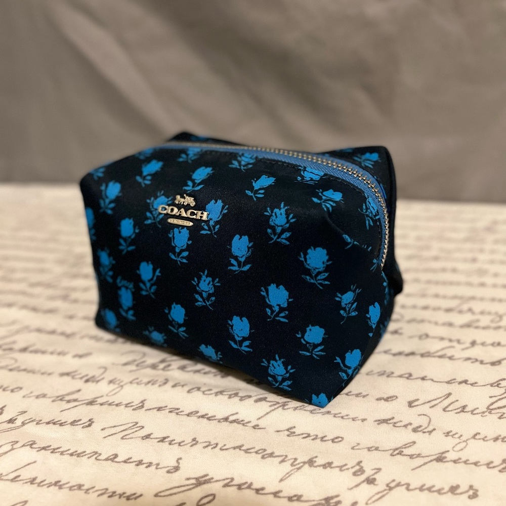 Coach Boxy Cosmetics Case